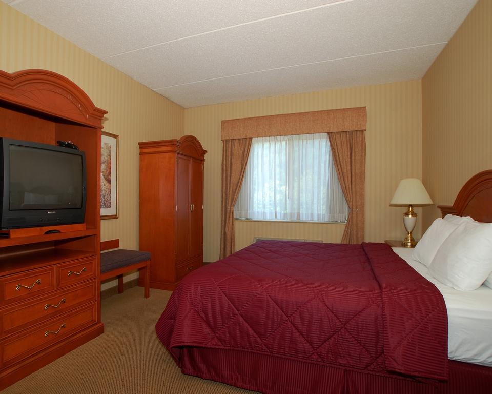 Holiday Inn Express & Suites Hawthorne - Elmsford North By Ihg Room photo